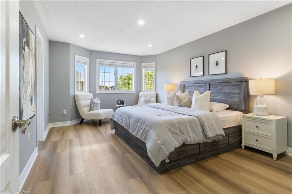 6653 Opera Glass Crescent Property Photo 32