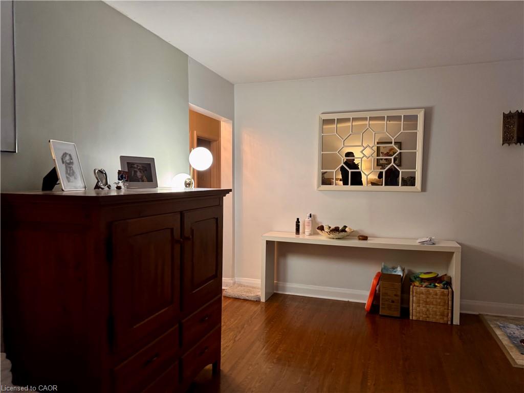118 Dover Street Property Photo 6