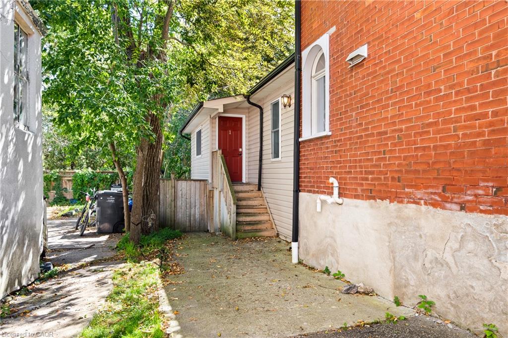 98 Waterloo Avenue Property Photo 30