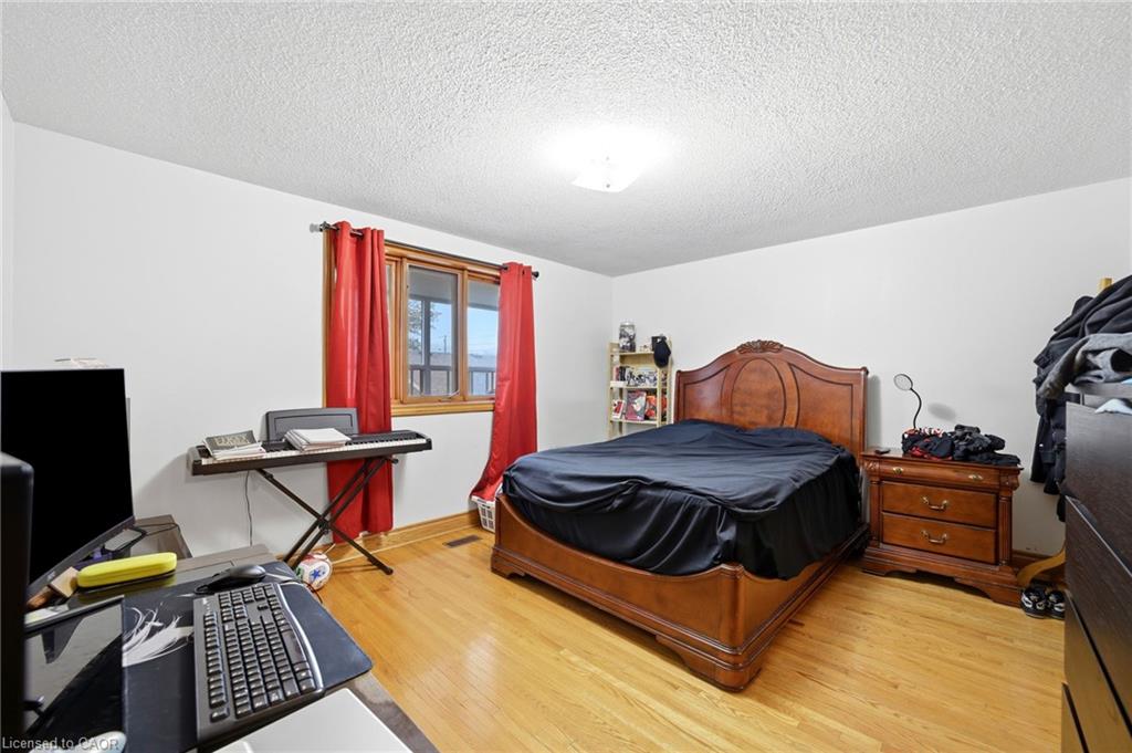 277 Harvie Avenue Property Photo 9