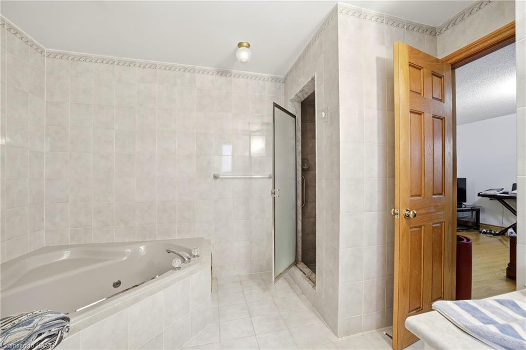 277 Harvie Avenue Property Photo 14