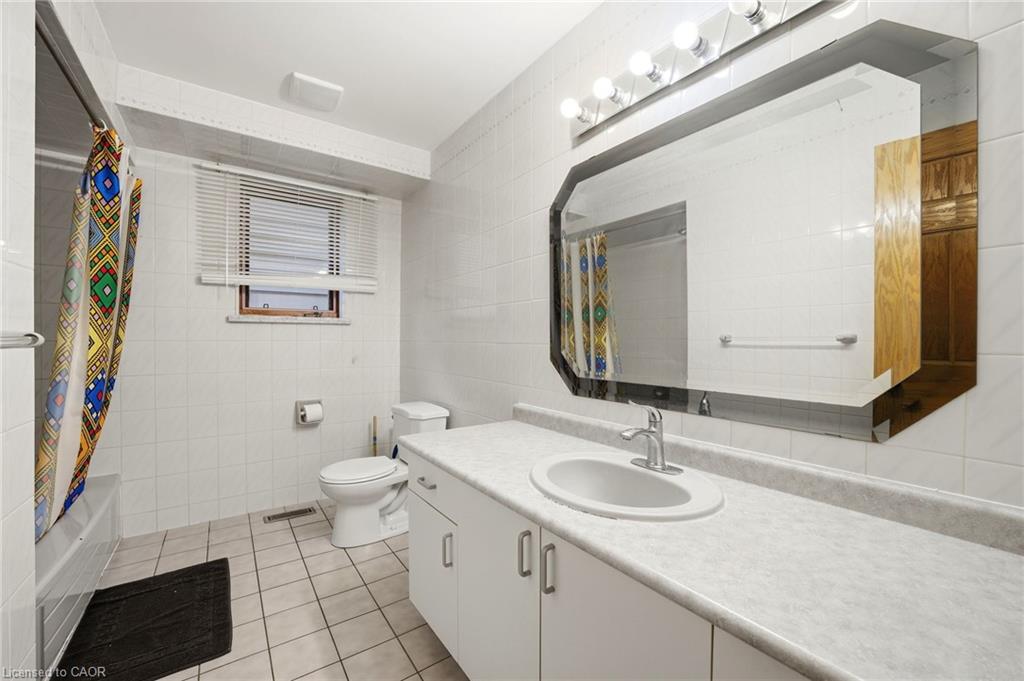 277 Harvie Avenue Property Photo 24