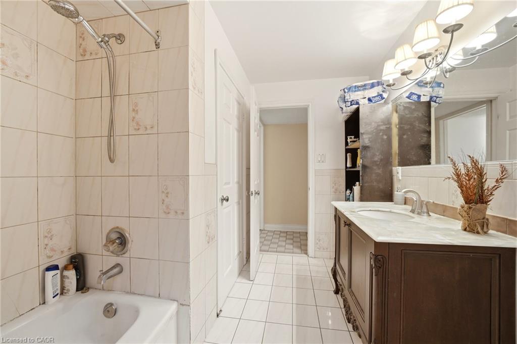 277 Harvie Avenue Property Photo 41