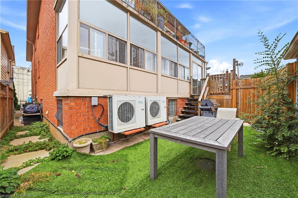 277 Harvie Avenue Property Photo 42