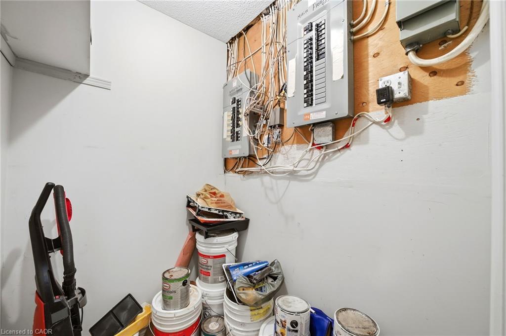277 Harvie Avenue Property Photo 47