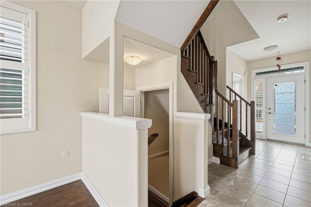 8 Rouley Lane Property Photo 17