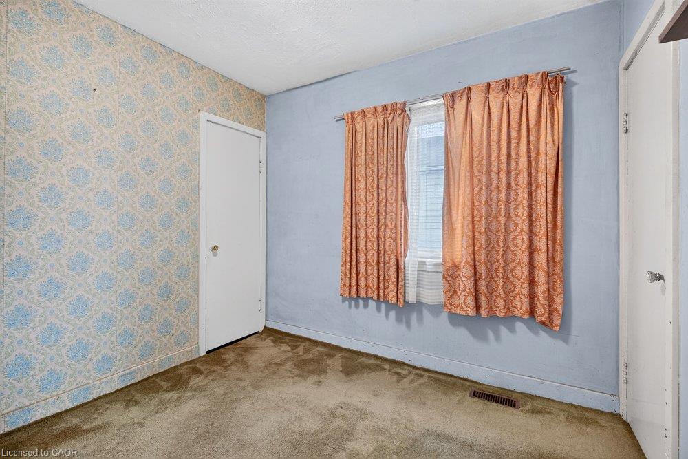 340 Barton Street Property Photo 12