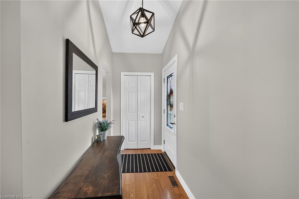 2 Keen Street Property Photo 5