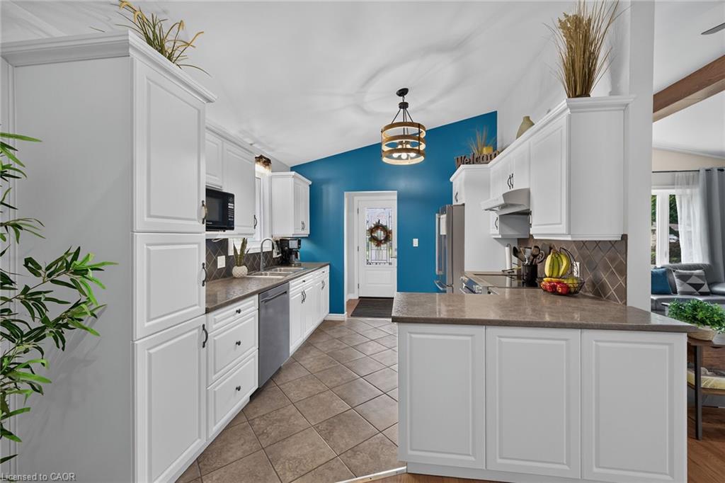 2 Keen Street Property Photo 16