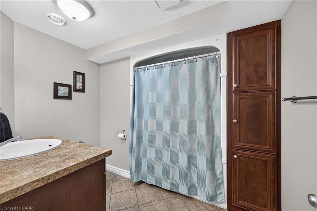 2 Keen Street Property Photo 33