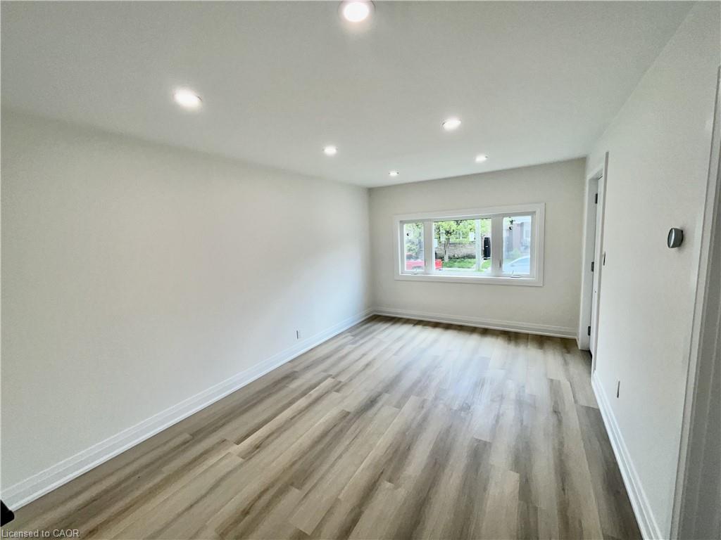 289 Fairfield Avenue Property Photo 4