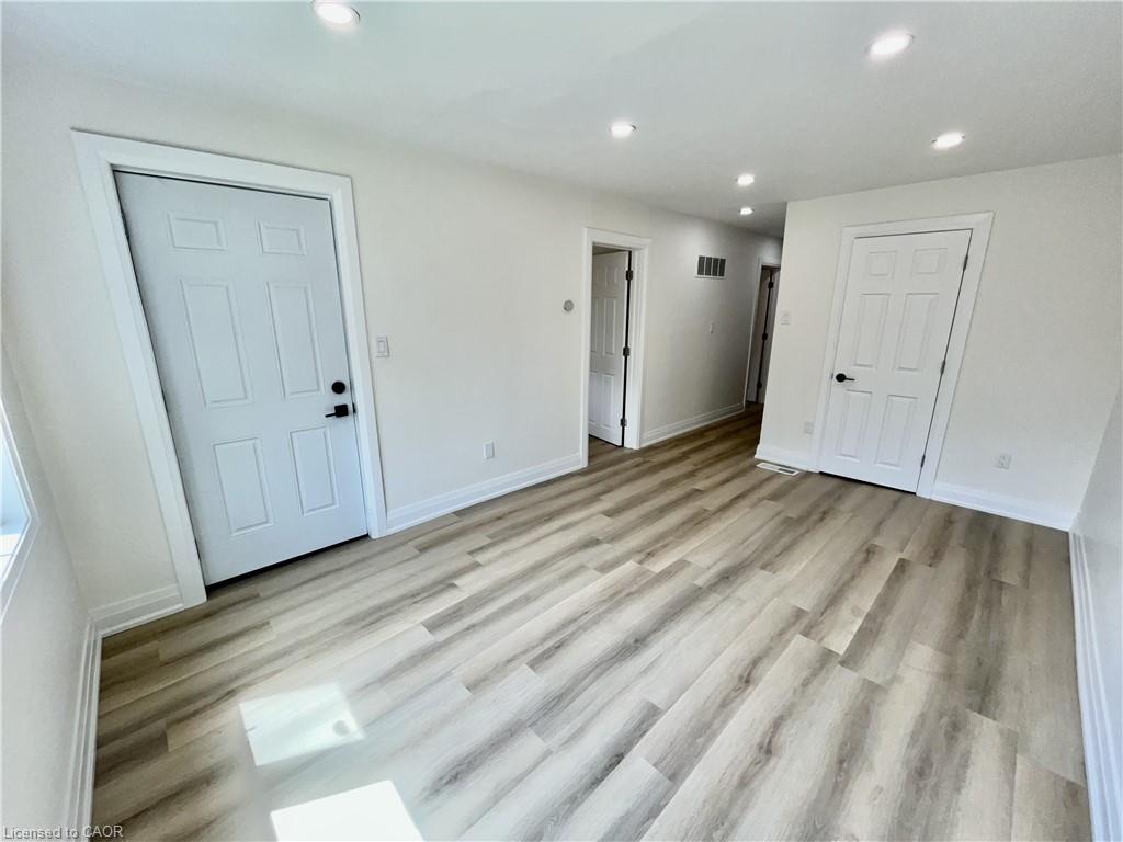 289 Fairfield Avenue Property Photo 5