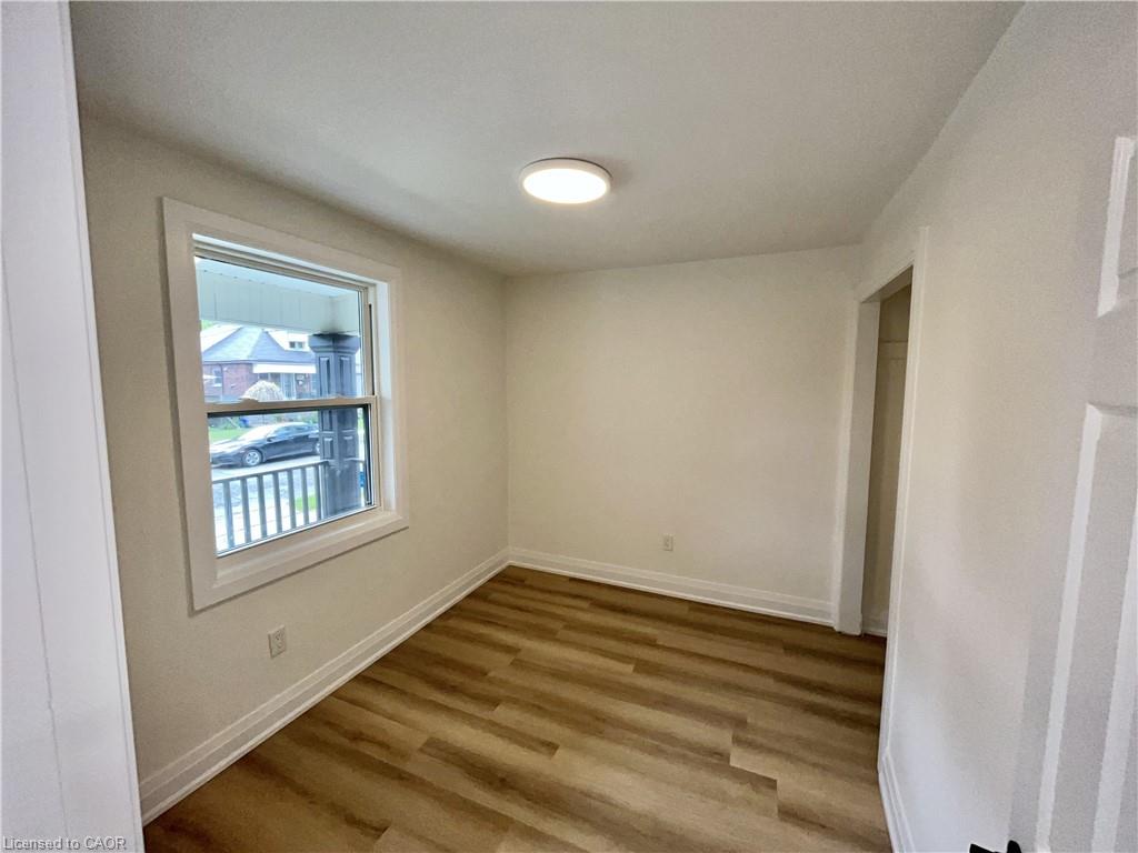 289 Fairfield Avenue Property Photo 8