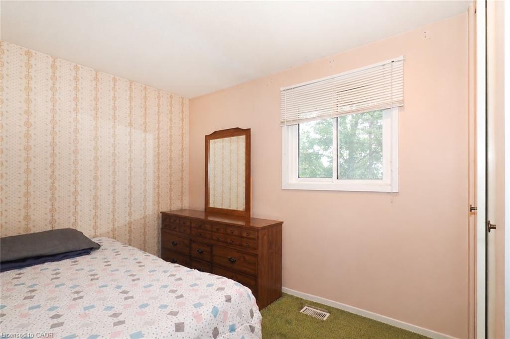 90 Pepperwood Crescent Property Photo 16