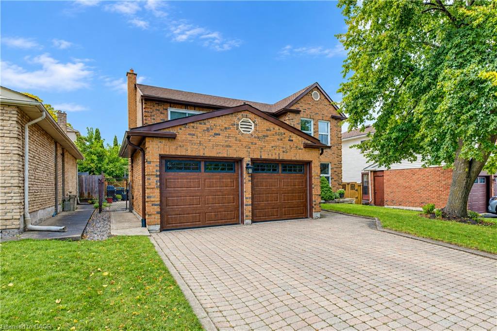 104 Deerwood Crescent Property Photo 1