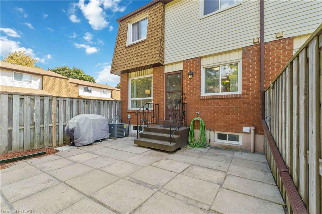 4-899 Stone Church Road E Property Photo 25