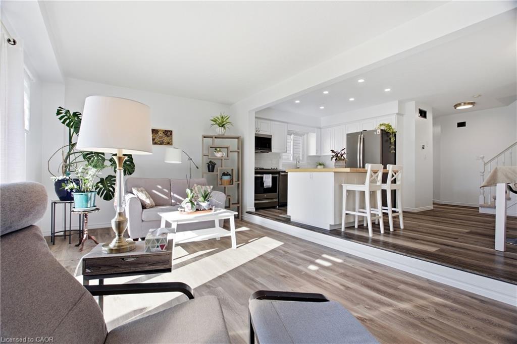 15 Cannes Street Property Photo 18