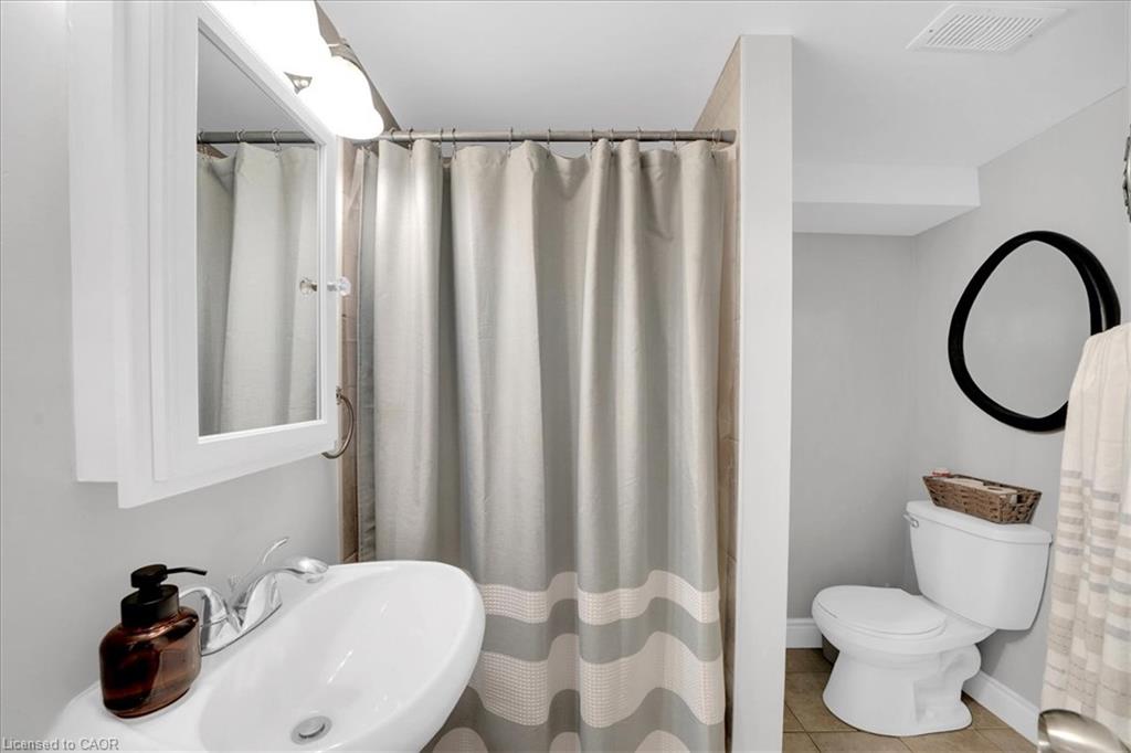 8 Wauchope Avenue Property Photo 29
