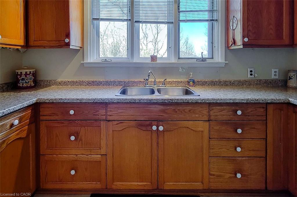 9788 Twenty Road W Property Photo 22