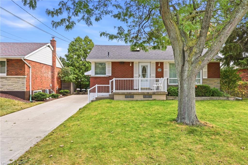 137 Terrace Drive Property Photo 3