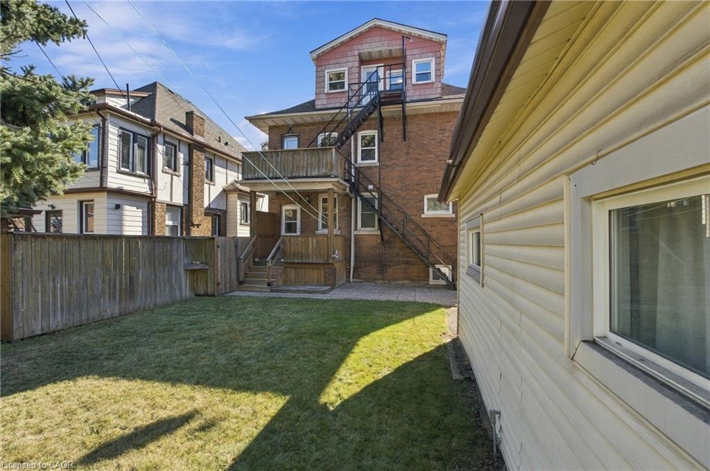 100 Balsam Avenue S Property Photo 45
