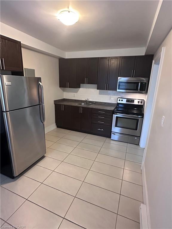 203-58-60 Madison Avenue N Property Photo 8