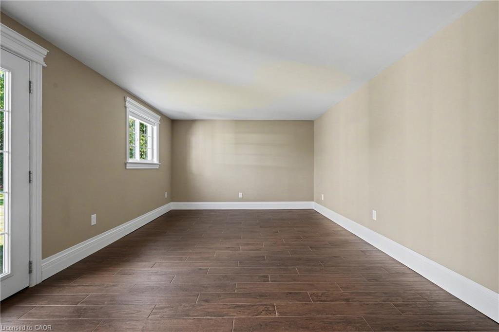 390 Sydenham Road Property Photo 29
