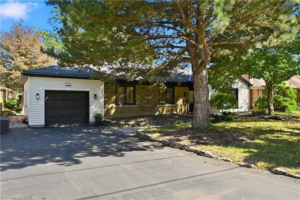 869 Condor Drive Property Photo 3