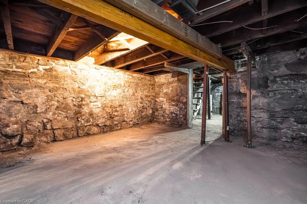 132 Herkimer Street Property Photo 39