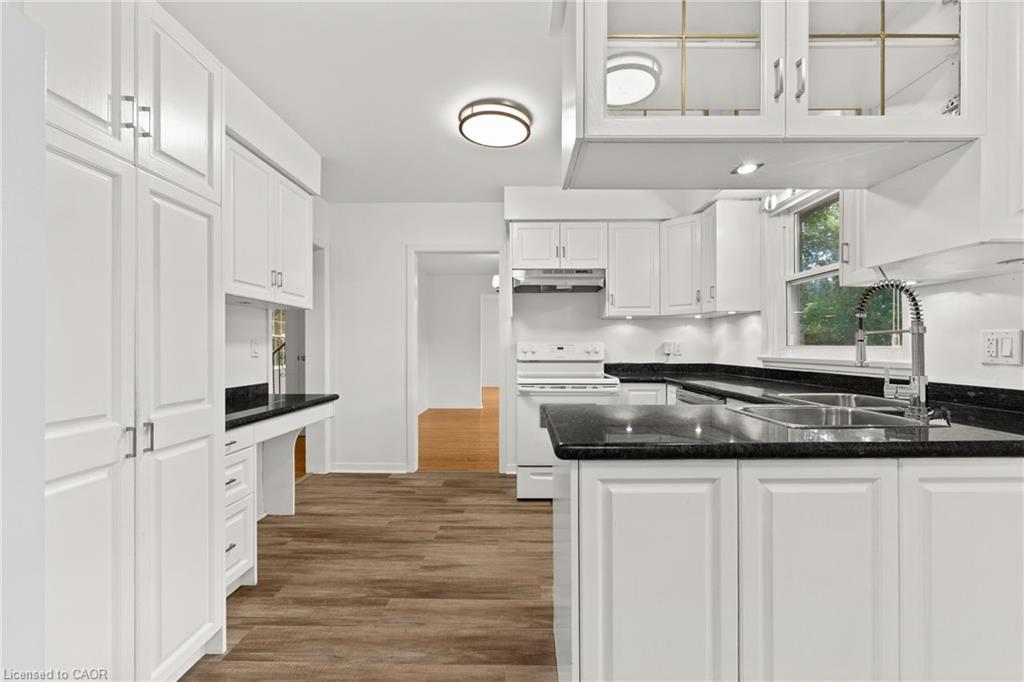 24 Valloncliffe Road Property Photo 13
