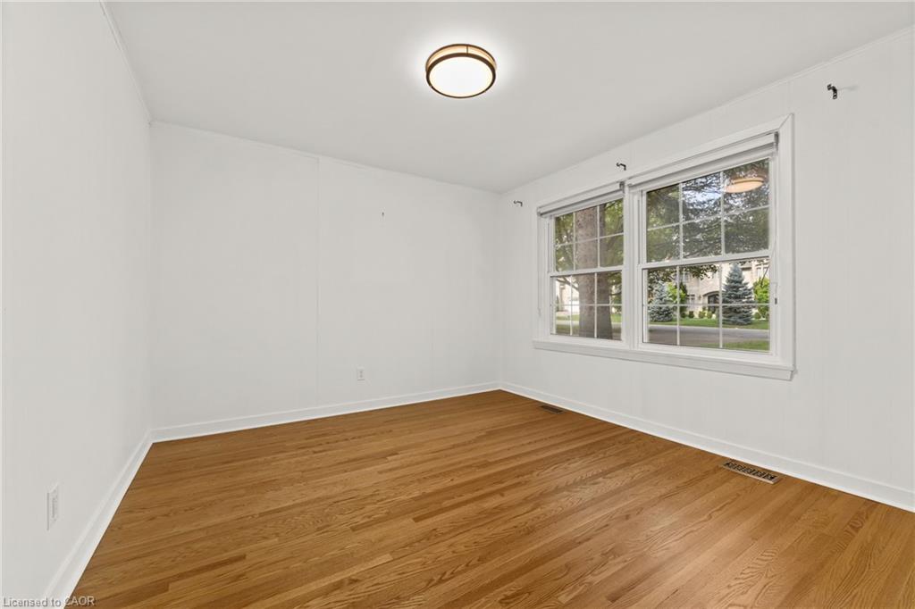24 Valloncliffe Road Property Photo 16