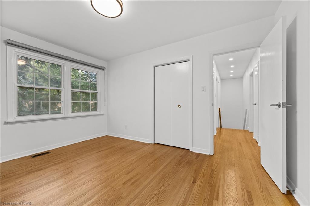 24 Valloncliffe Road Property Photo 21