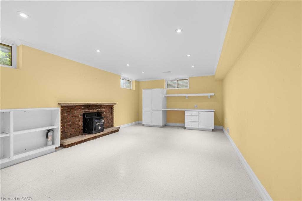 24 Valloncliffe Road Property Photo 27