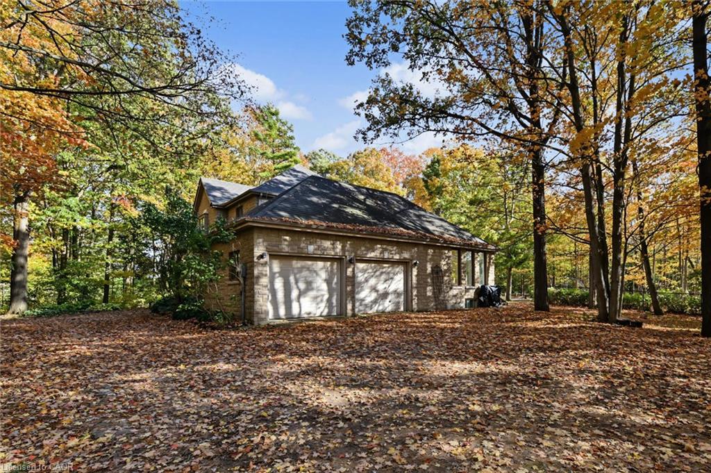 872 6th Conc Road W Property Photo 4