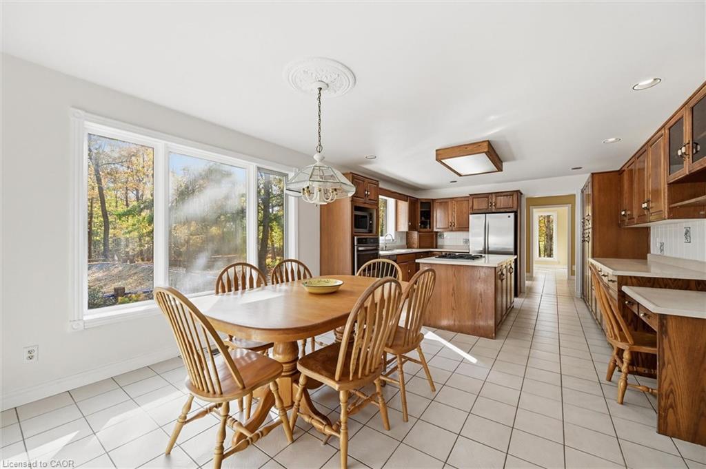 872 6th Conc Road W Property Photo 13
