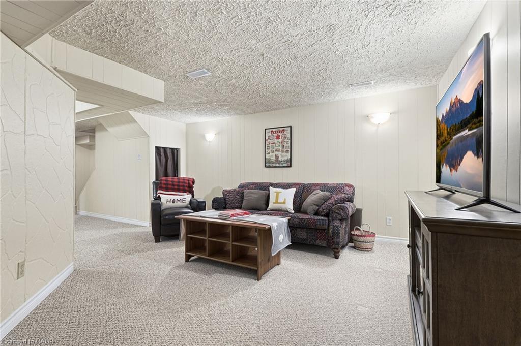 53 Bryna Avenue Property Photo 31