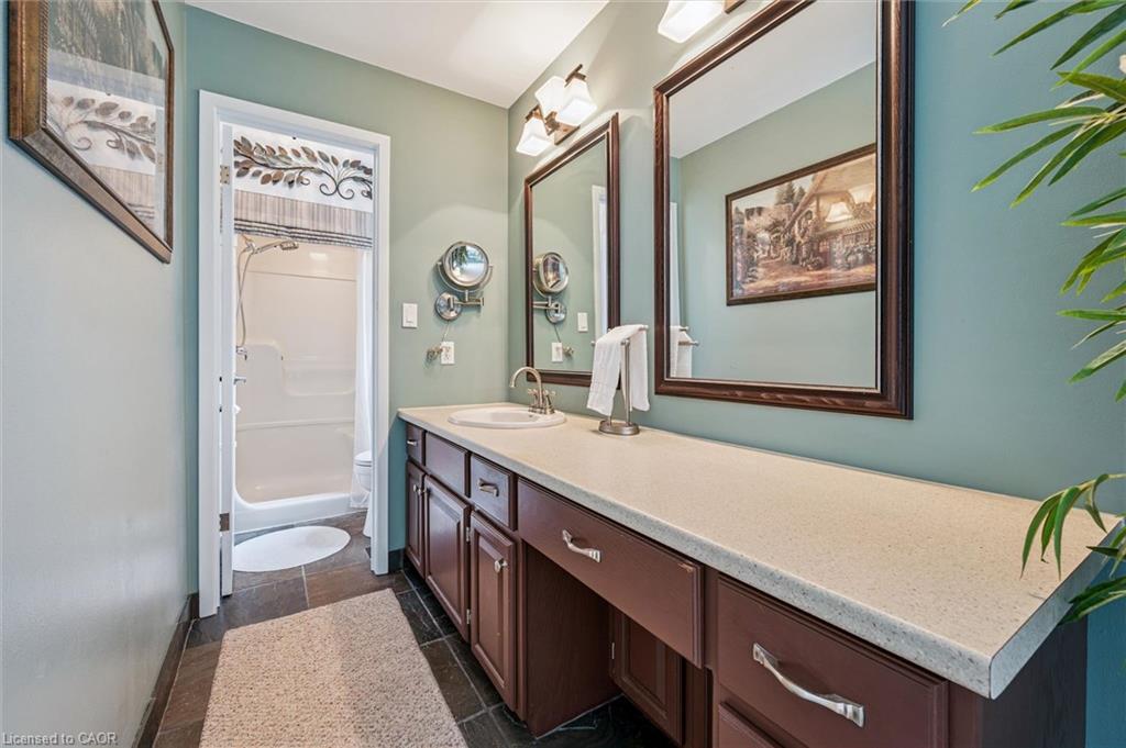 7 King Street Property Photo 28