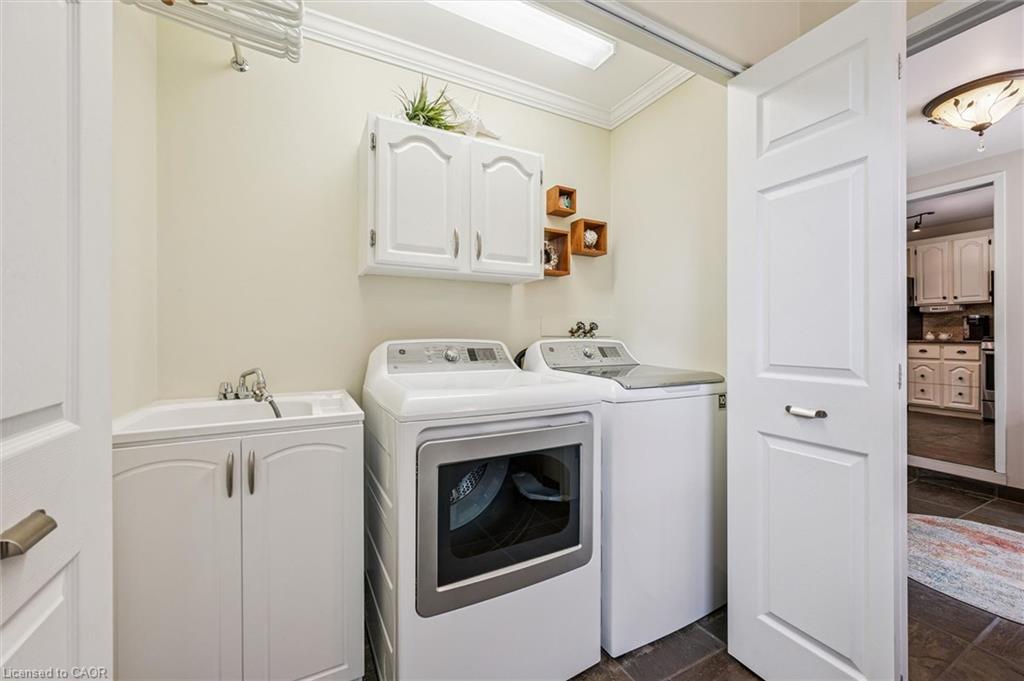 7 King Street Property Photo 31