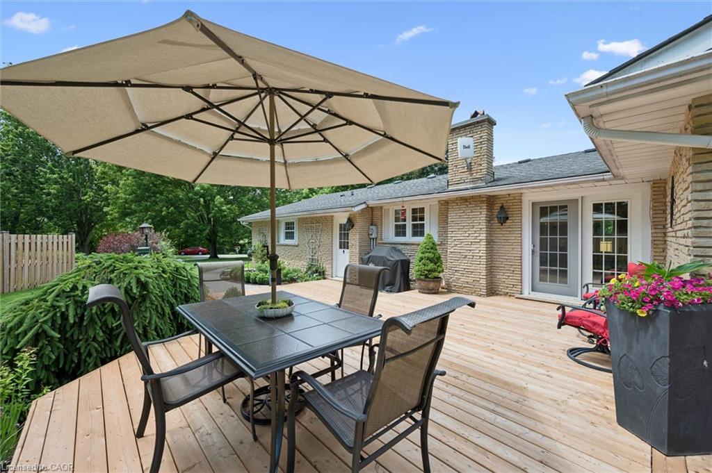 7 King Street Property Photo 39