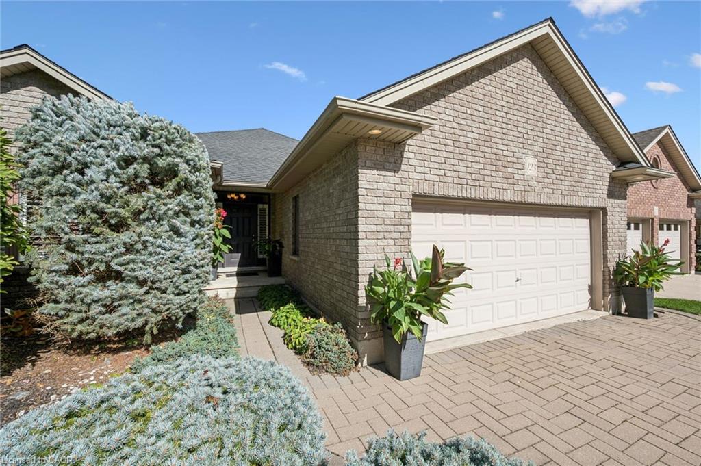 123 Cardinal Drive Property Photo 3