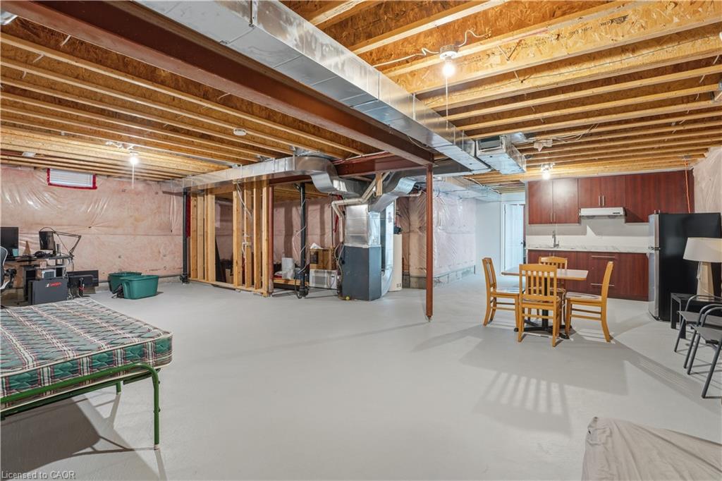 17 Mccartney Street Property Photo 37