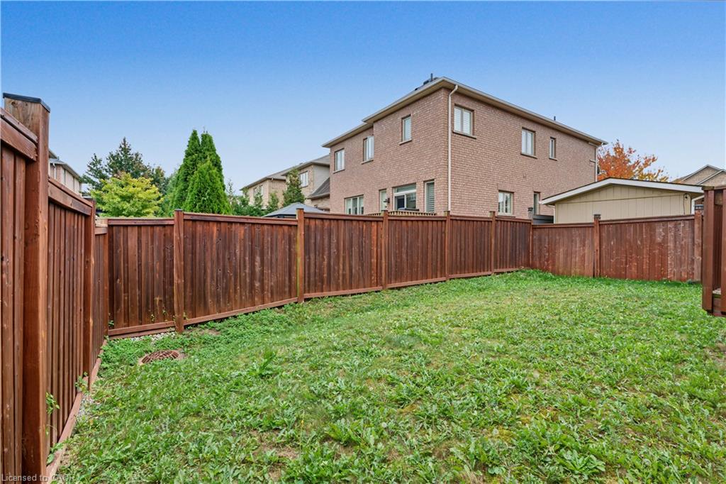 17 Mccartney Street Property Photo 42