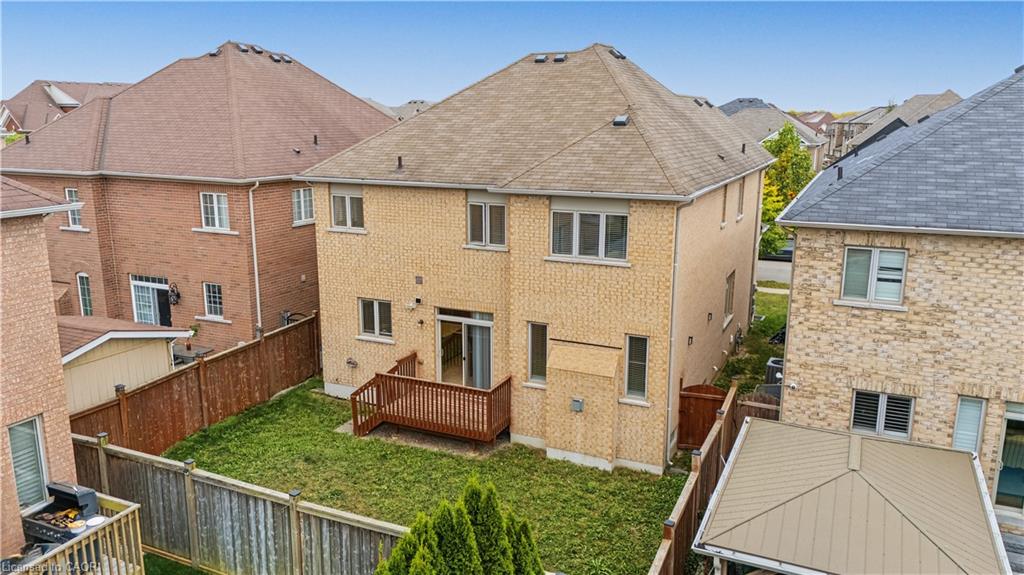 17 Mccartney Street Property Photo 45