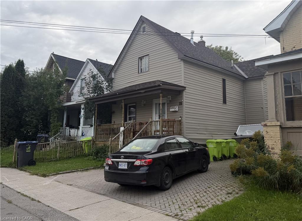 16 Abbott Street Property Photo 3