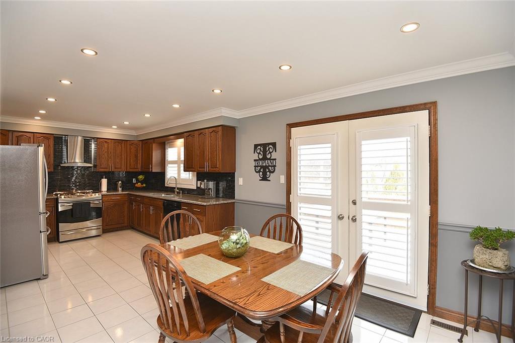 36 Tommar Place Property Photo 12