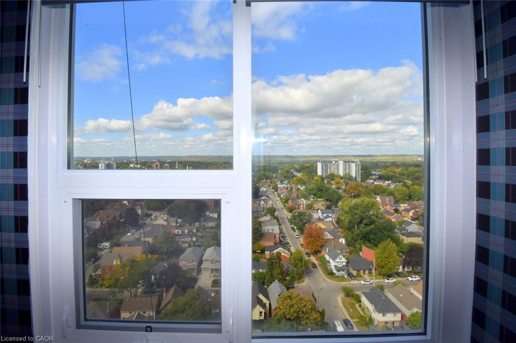2007-75 Queen Street N Property Photo 22