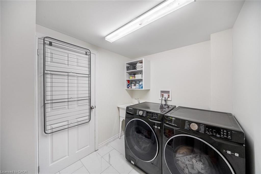 134 Fairwood Place W Property Photo 36