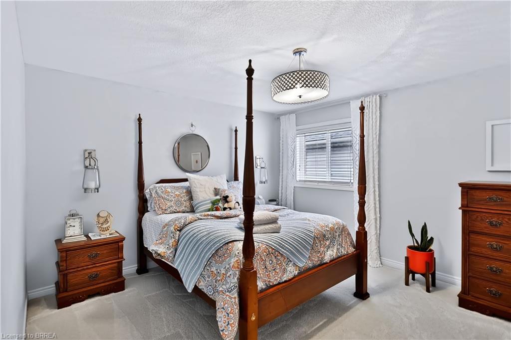 30 Waldie Crescent Property Photo 23