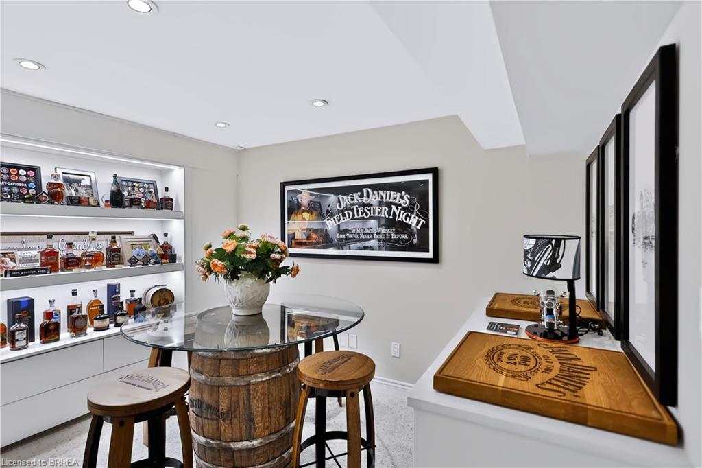 30 Waldie Crescent Property Photo 34