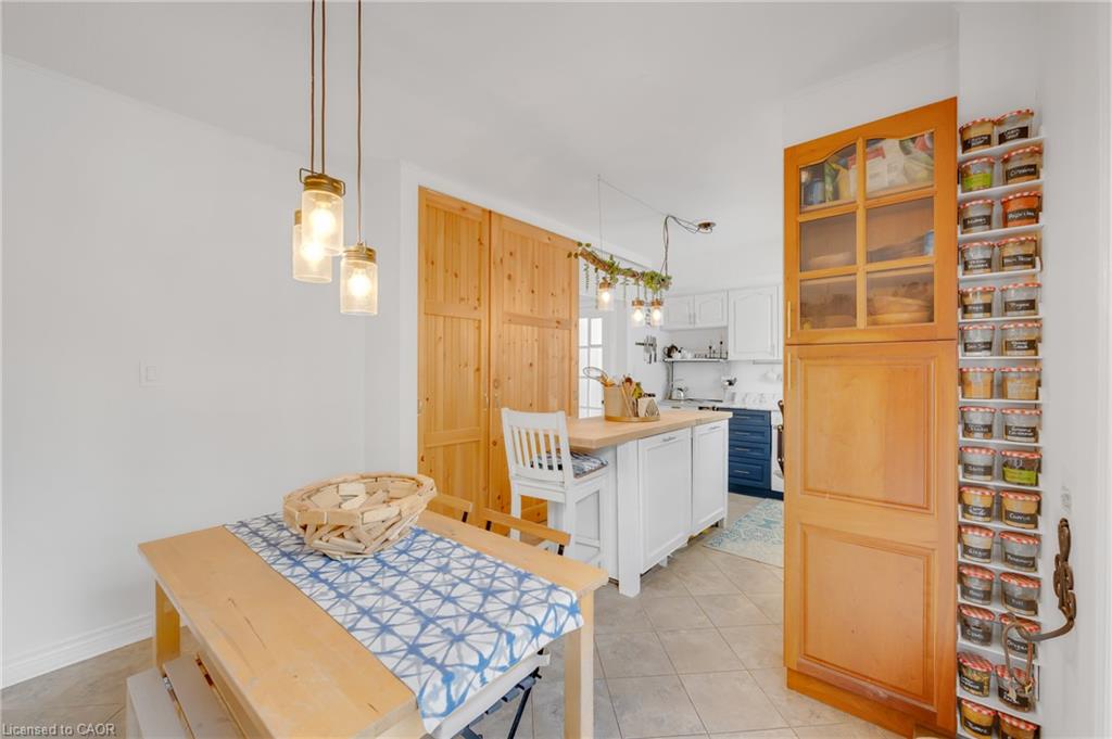 10 Goldfinch Road Property Photo 14
